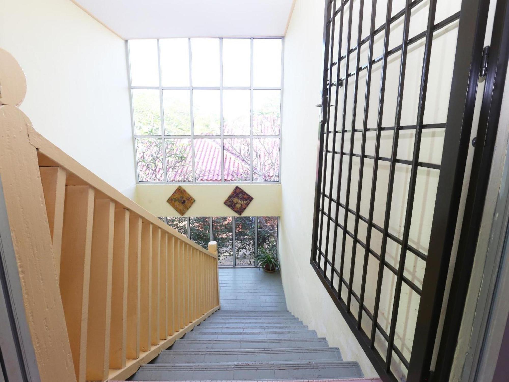 Super Oyo 89640 Hotel Pelangi Marang Εξωτερικό φωτογραφία