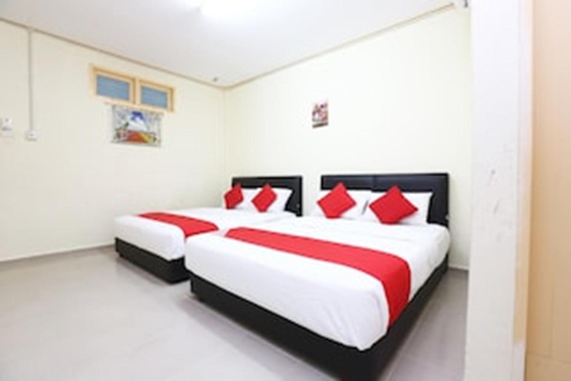 Super Oyo 89640 Hotel Pelangi Marang Εξωτερικό φωτογραφία
