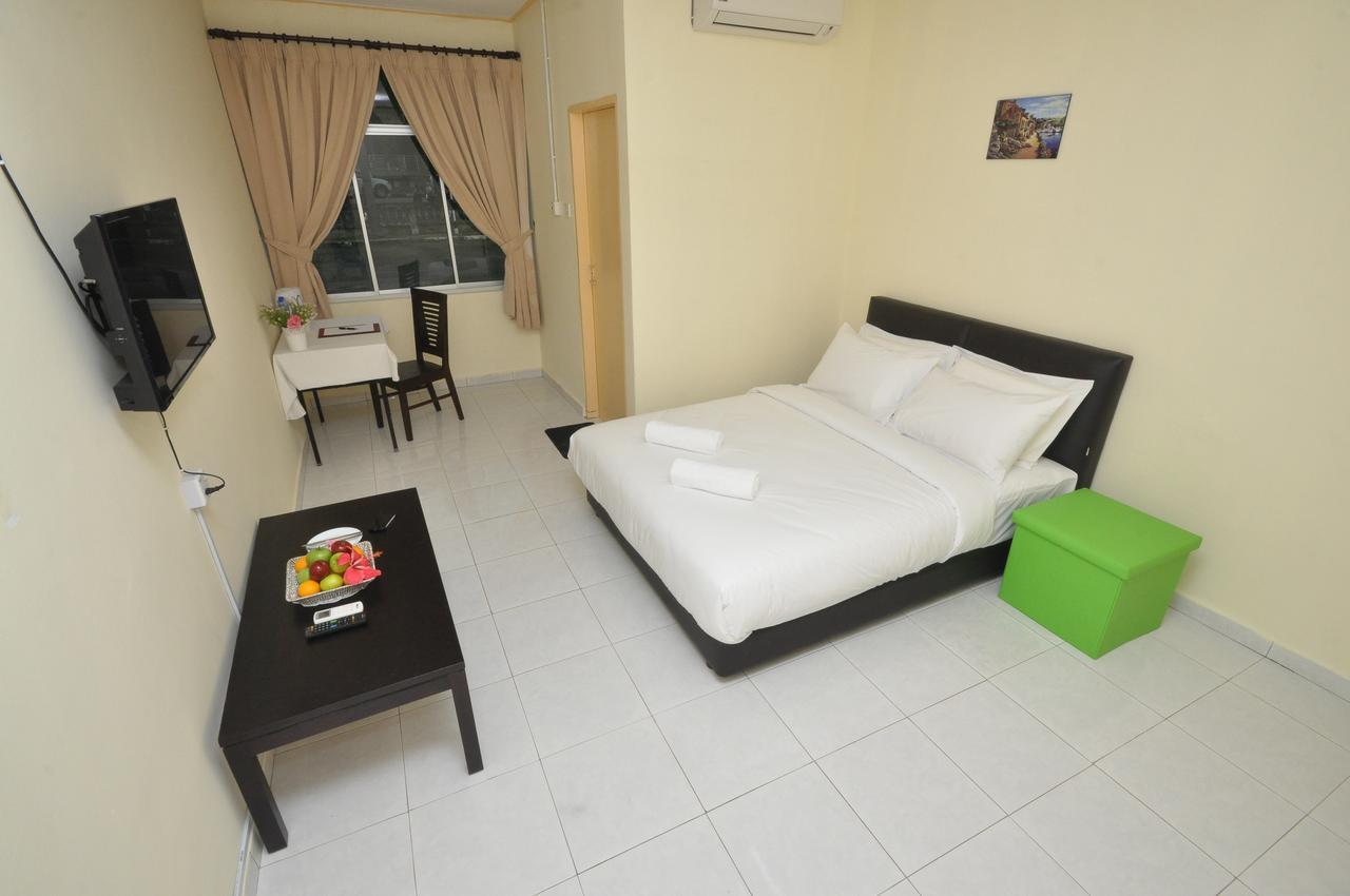Super Oyo 89640 Hotel Pelangi Marang Εξωτερικό φωτογραφία